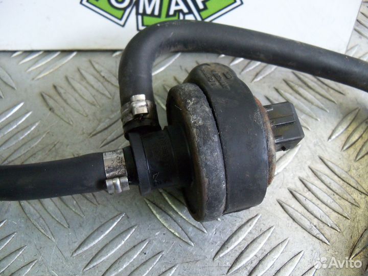 Клапан вакуумный Audi 100 C4 2.3 AAR