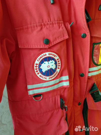 Пуховик зимний женский 42 44