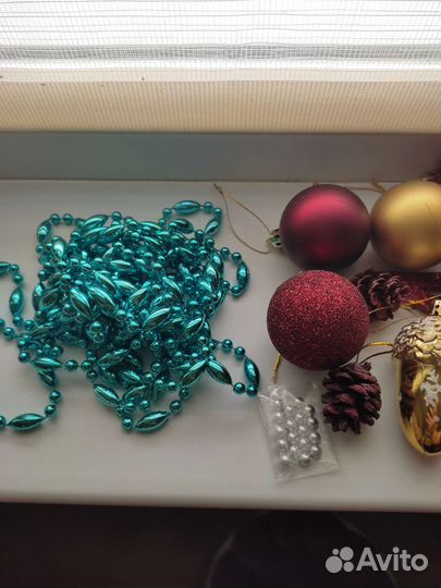 Новогодние игрушки