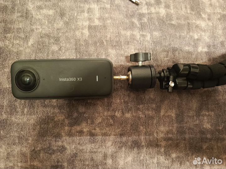 Insta360 x3