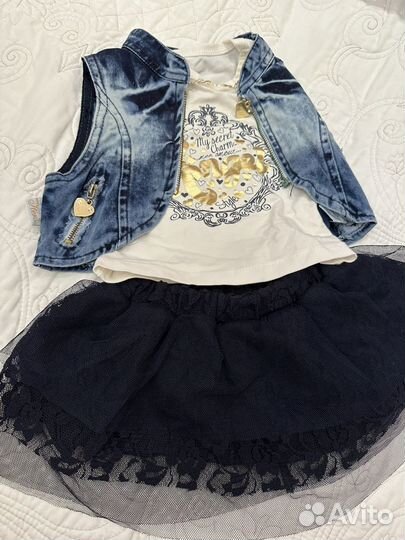 Продам костюм на девлчку 6-9 месяцев