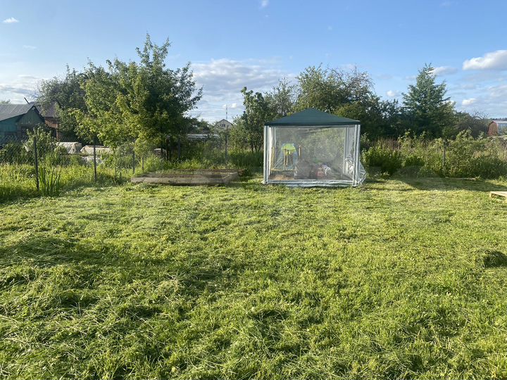 Дача 10 м² на участке 5 сот.