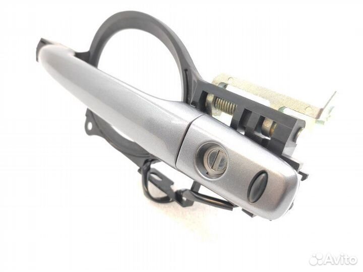 Ручка двери внешняя передняя левая Mitsubishi