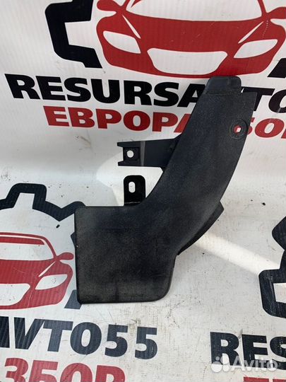 Накладка на порог правая Vw Passat B6 1.8 BZB