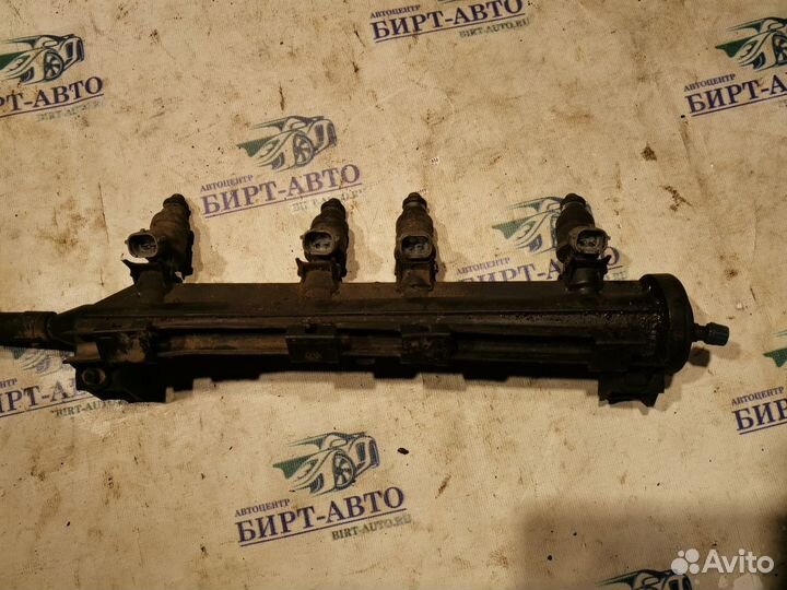 Рейка топливная (рампа) Volkswagen Jetta V (2005—2