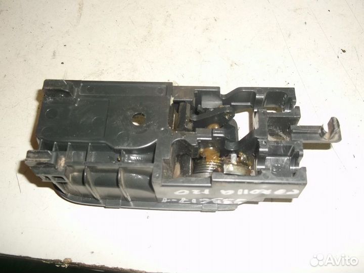 Ручка двери внутренняя левая (Toyota Corolla)