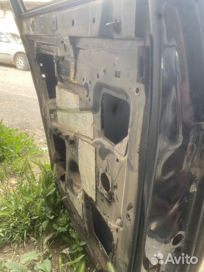 Дверь задняя левая priora