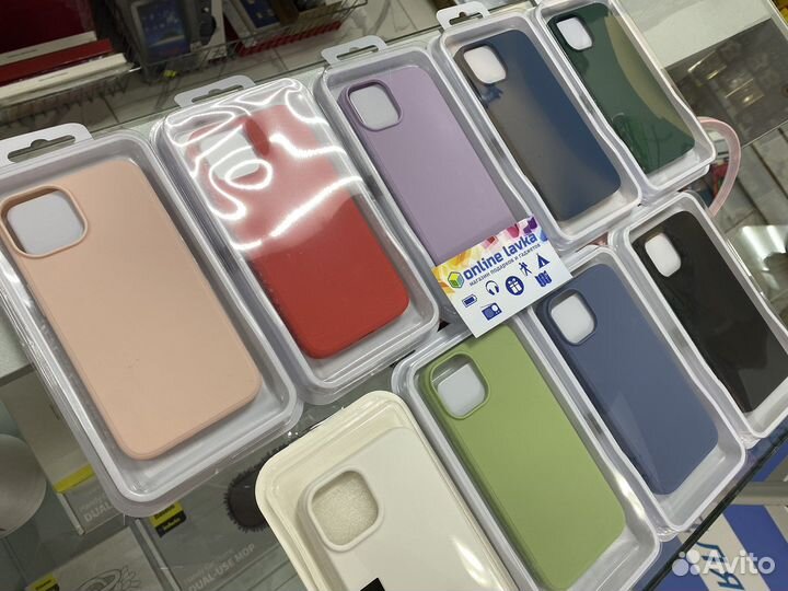 Чехол на iPhone 14