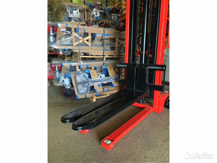 Штабелёр гидравлический