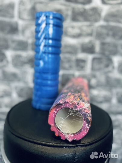 Ролик массажный новый