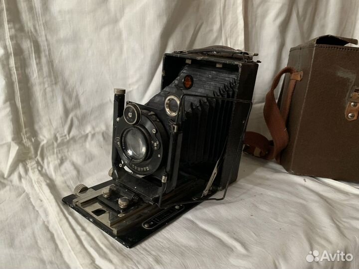 Пленочный фотоаппарат