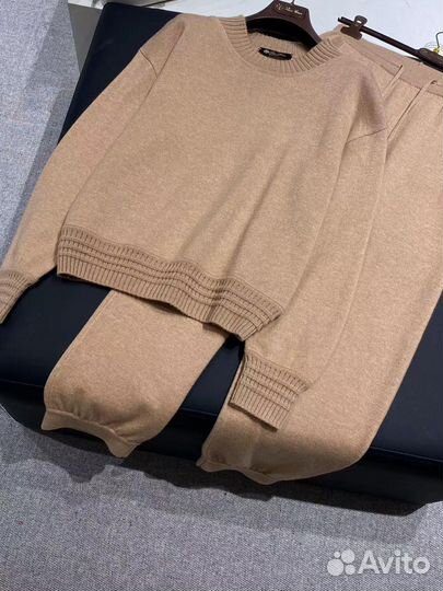 Кашемировый костюм loro piana