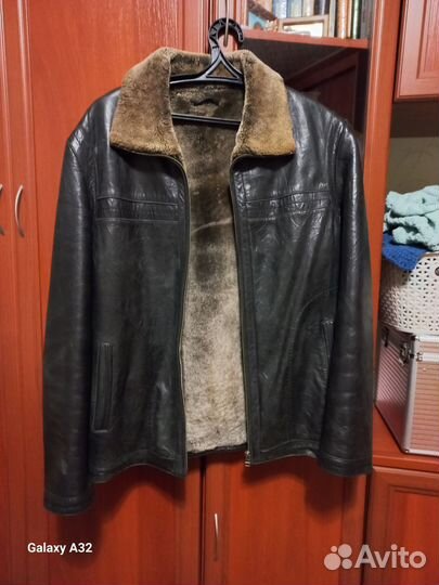 Кожаная куртка мужская 52 54 бу