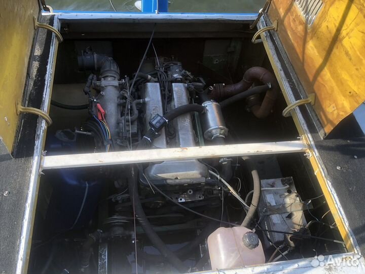 Катер Амур-2