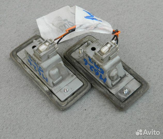 Плафон подсветки номера Mazda 626 GE 2.0 FS