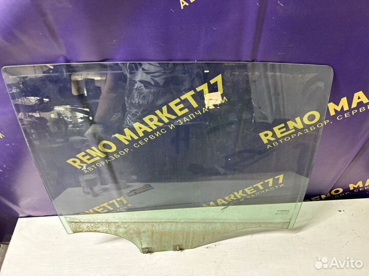 Стекло двери заднее левое Renault Sandero хечбек