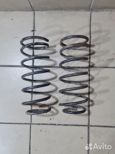 Пружина Daewoo Nexia n100