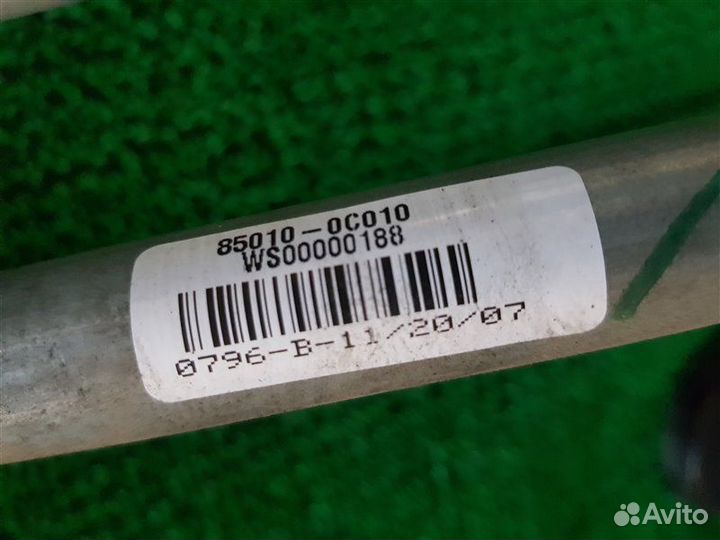 Трапеция дворников Toyota Sequoia