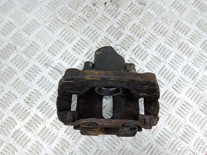 Суппорт передний левый BMW X5 (E53)