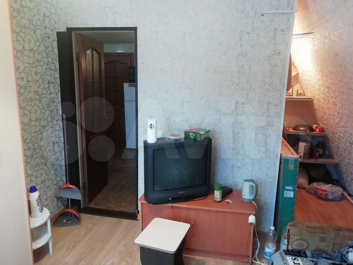 Комната 18 м² в 4-к., 2/2 эт.