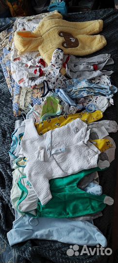 Бортики в кроватку, вещи 0-3м. Спальник