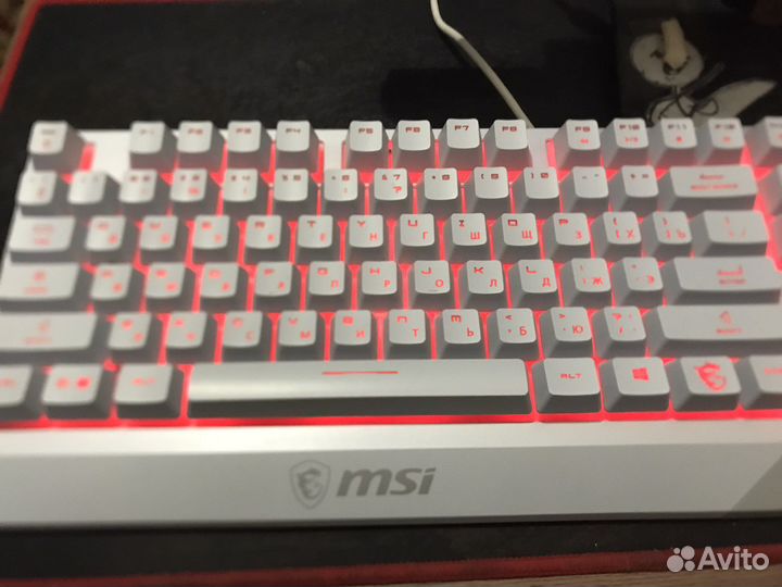 Игровая клавиатура msi