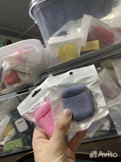 Чехлы на все модели наушников airpods