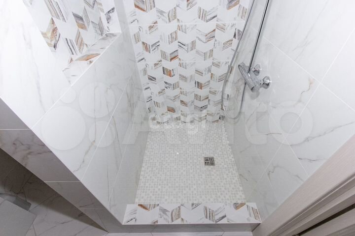 Коттедж 250 м² на участке 8 сот.