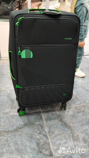 Чемодан большой