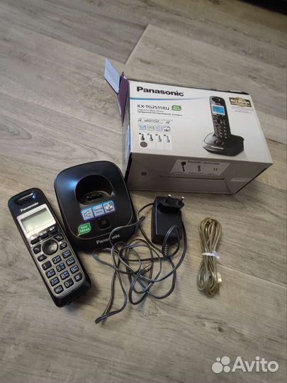 Телефон Panasonic с определителем номера