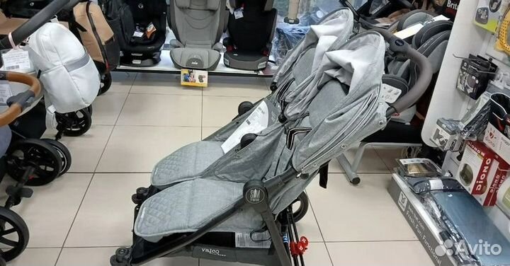 Прогулочная коляска для двойни Valcobaby Slim Twin