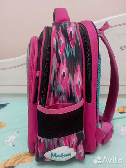 Рюкзак школьный