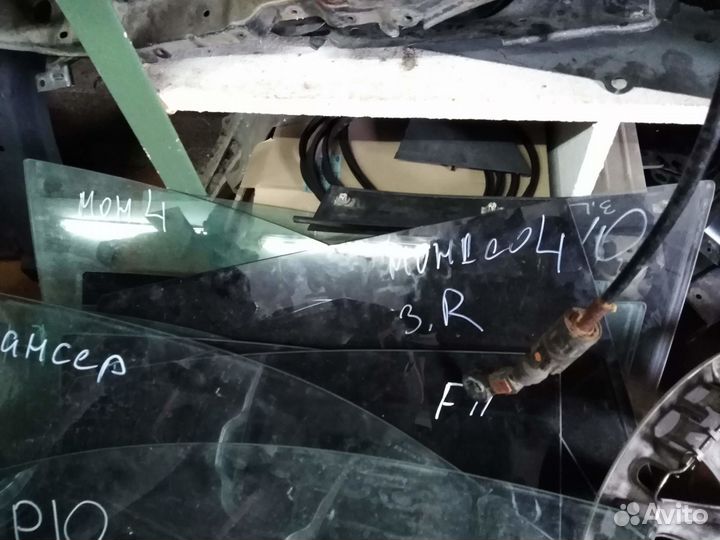 Стекло двери Ford Mondeo