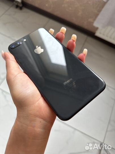 iPhone 8 Plus, 128 ГБ