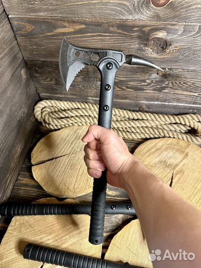 Топорик туристический