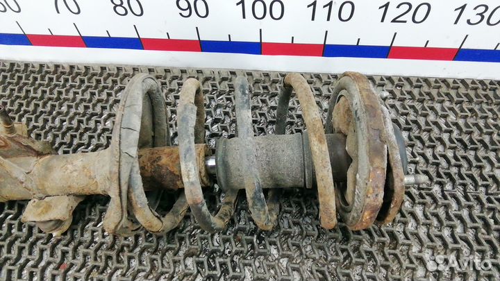 Стойка передняя Volvo V40 I (1996–2004)