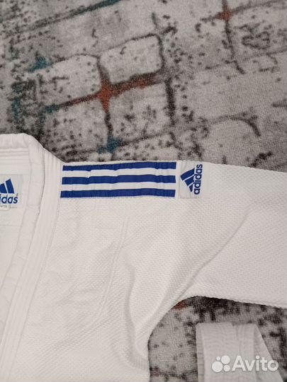 Кимоно для дзюдо adidas 150