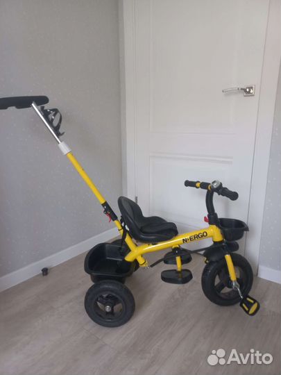 Трехколесный велосипед новый