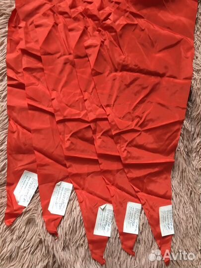 Пионерский галстук