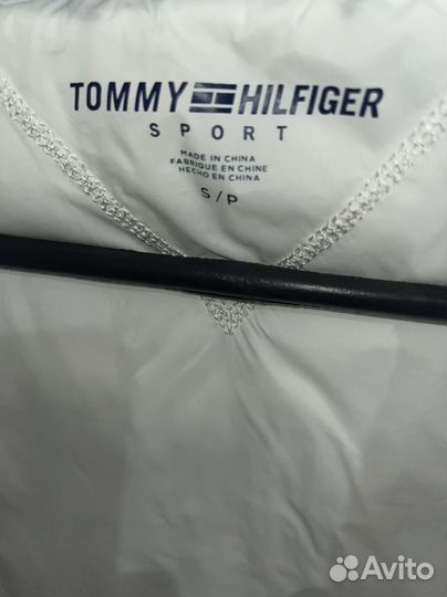 Tommy hilfiger куртка оригинал