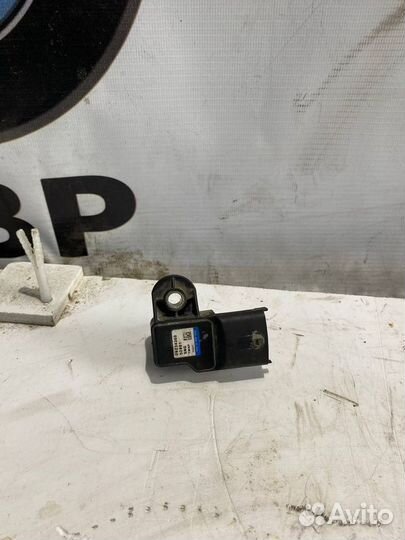 Датчик положения распредвала LADA Xray ваз 21129