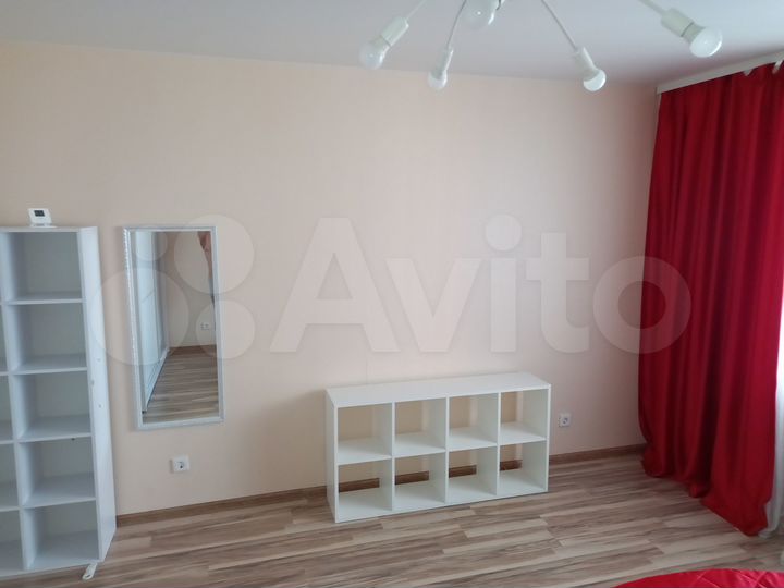 2-к. квартира, 65 м², 2/10 эт.