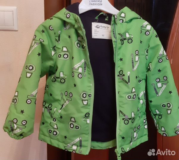 Курточка демисезонная