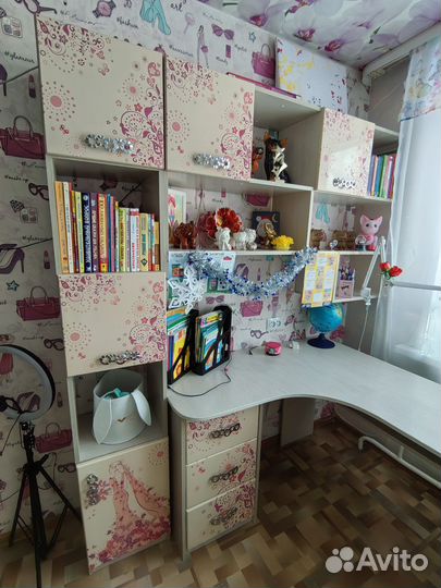 Продам школьный уголок