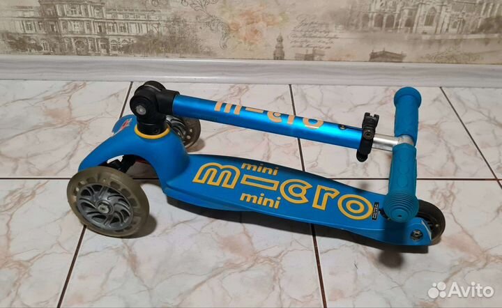 Самокат Mini Micro Deluxe складной