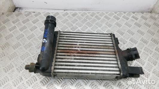Радиатор интеркуллера dacia sandero 2 (TMA06KC01)