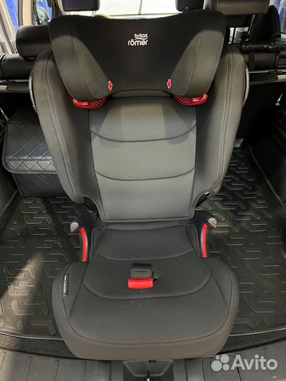 Автокресло 2/3 Britax Roemer Kidfix III M