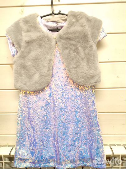 Нарядное платье с мех. накидкой