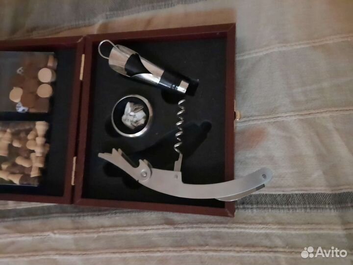 Принадлежности для вина нарды шашки