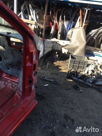 Б/У Лонжерон передний правый 6Q0803092D VAG